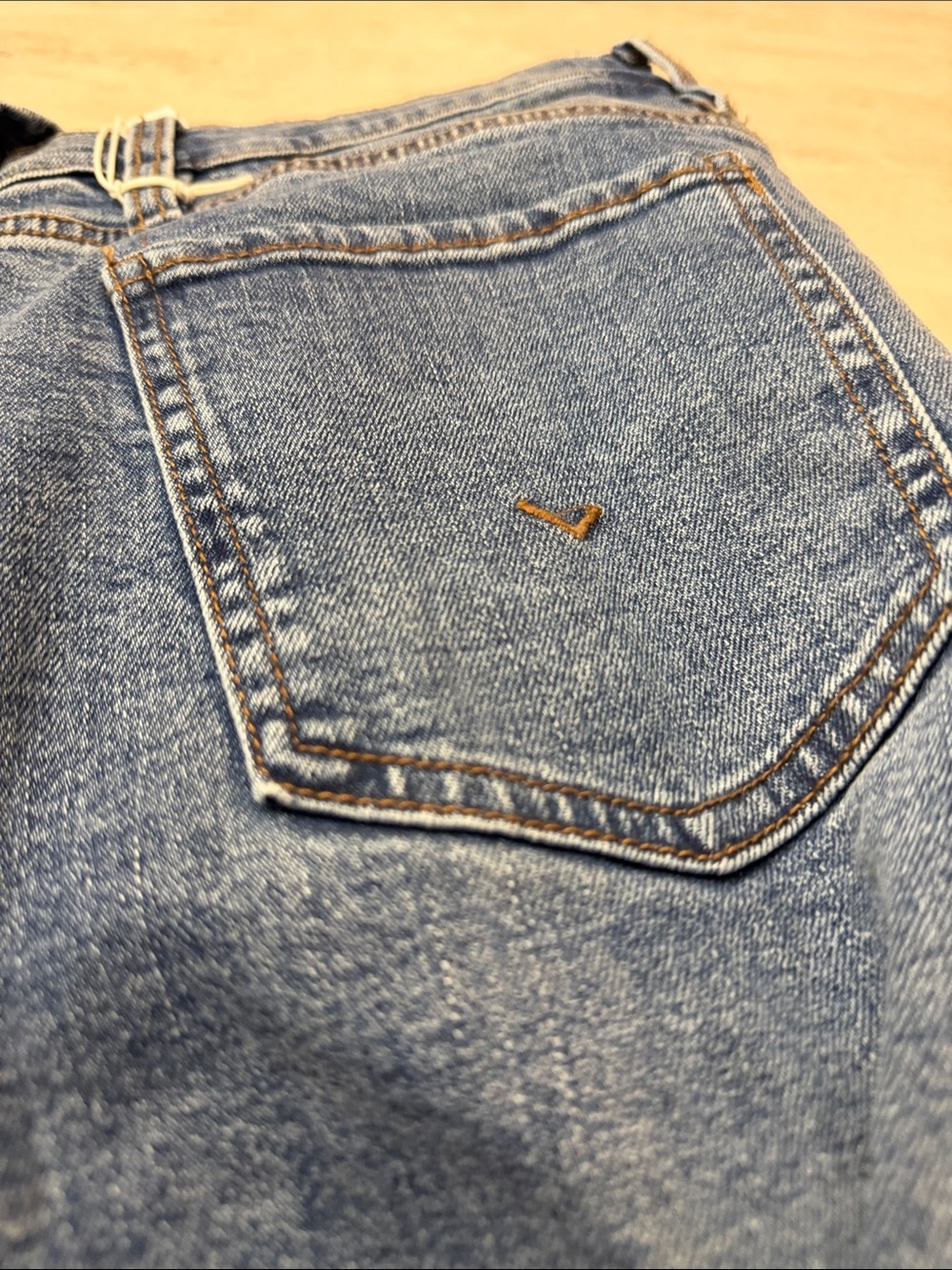 Hudson Jeans Women's Wide-Leg Jeans in Light Blue Denim “Dickinson” - Picture 4 of 12